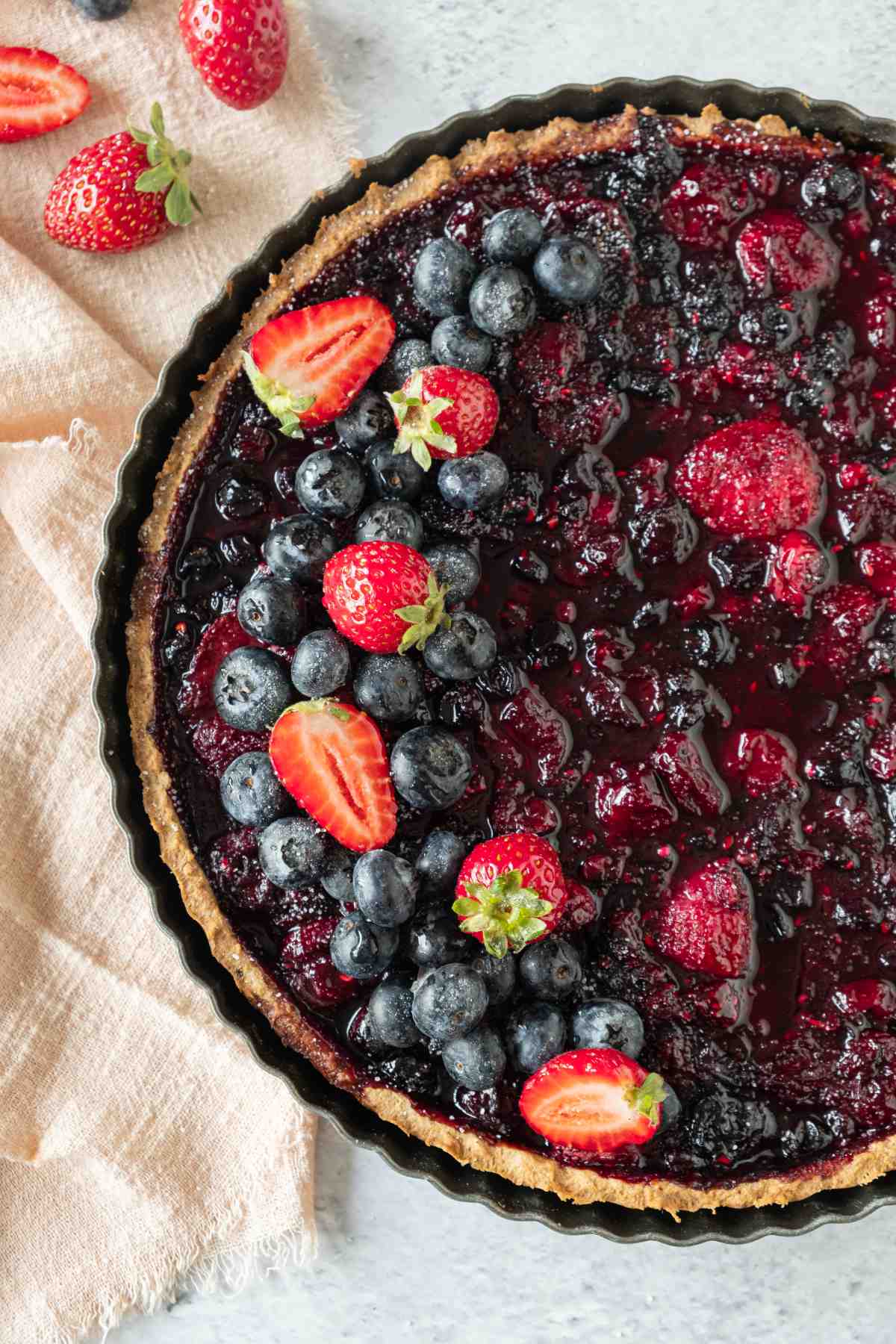 EASY MIXED BERRY TART RECIPE
