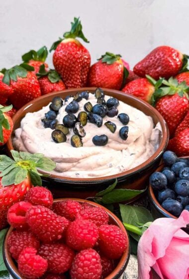 Berry Fruit Tray, strawberry, blueberry,